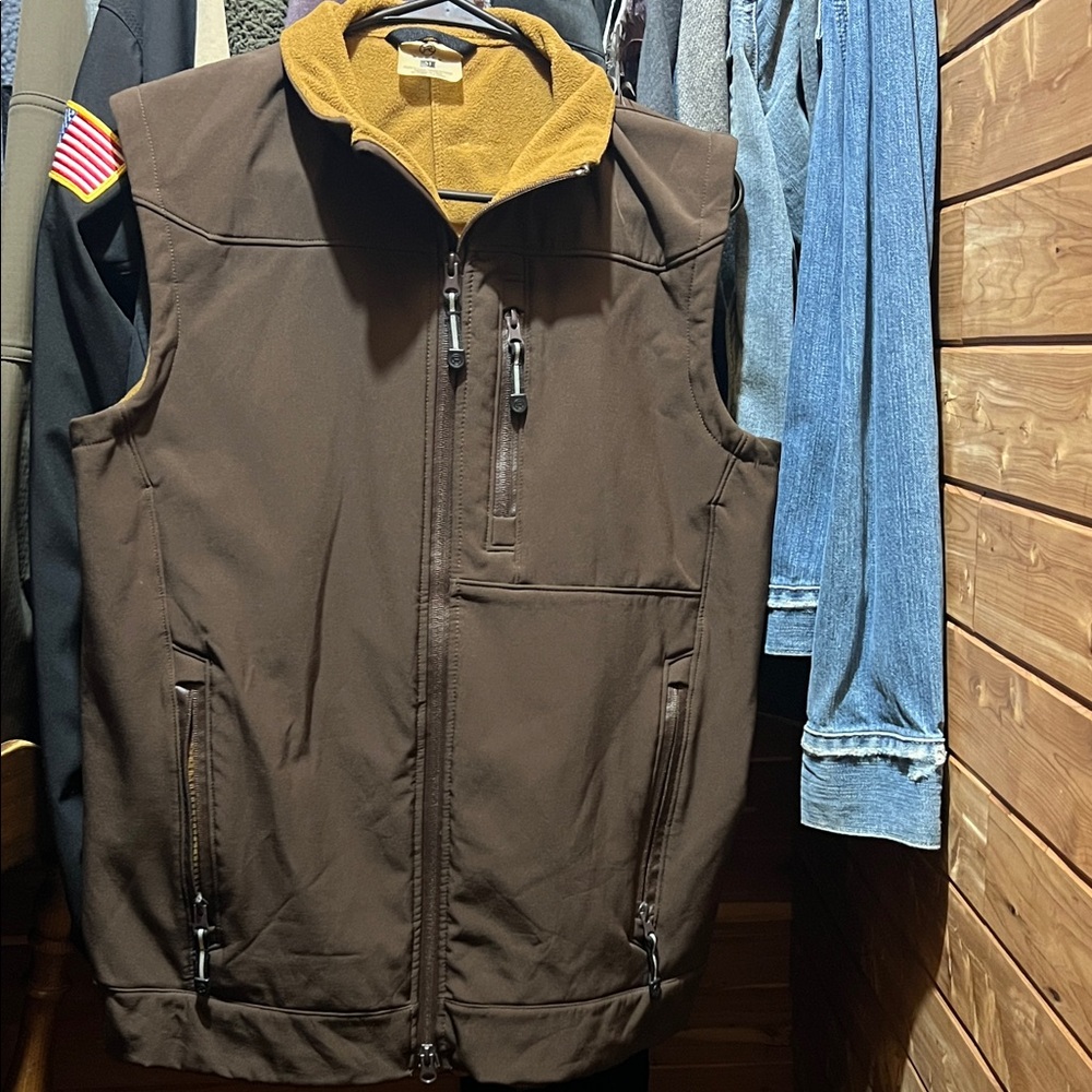 Roper Brown and Tan Softshell Vest